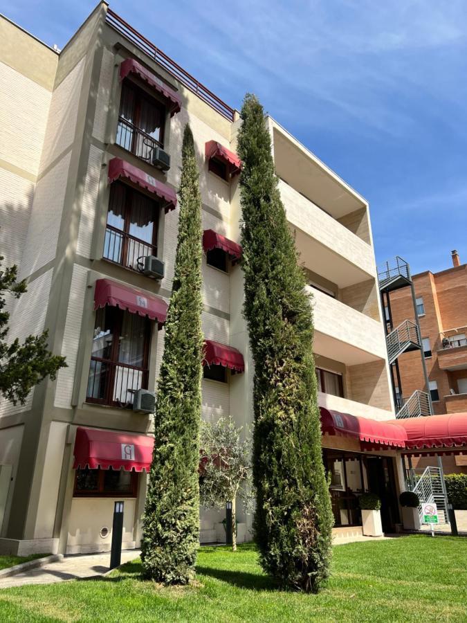 Gemelli Hotel Roma Esterno foto