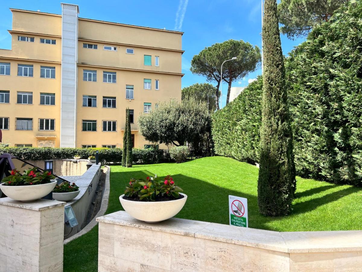 Gemelli Hotel Roma Esterno foto