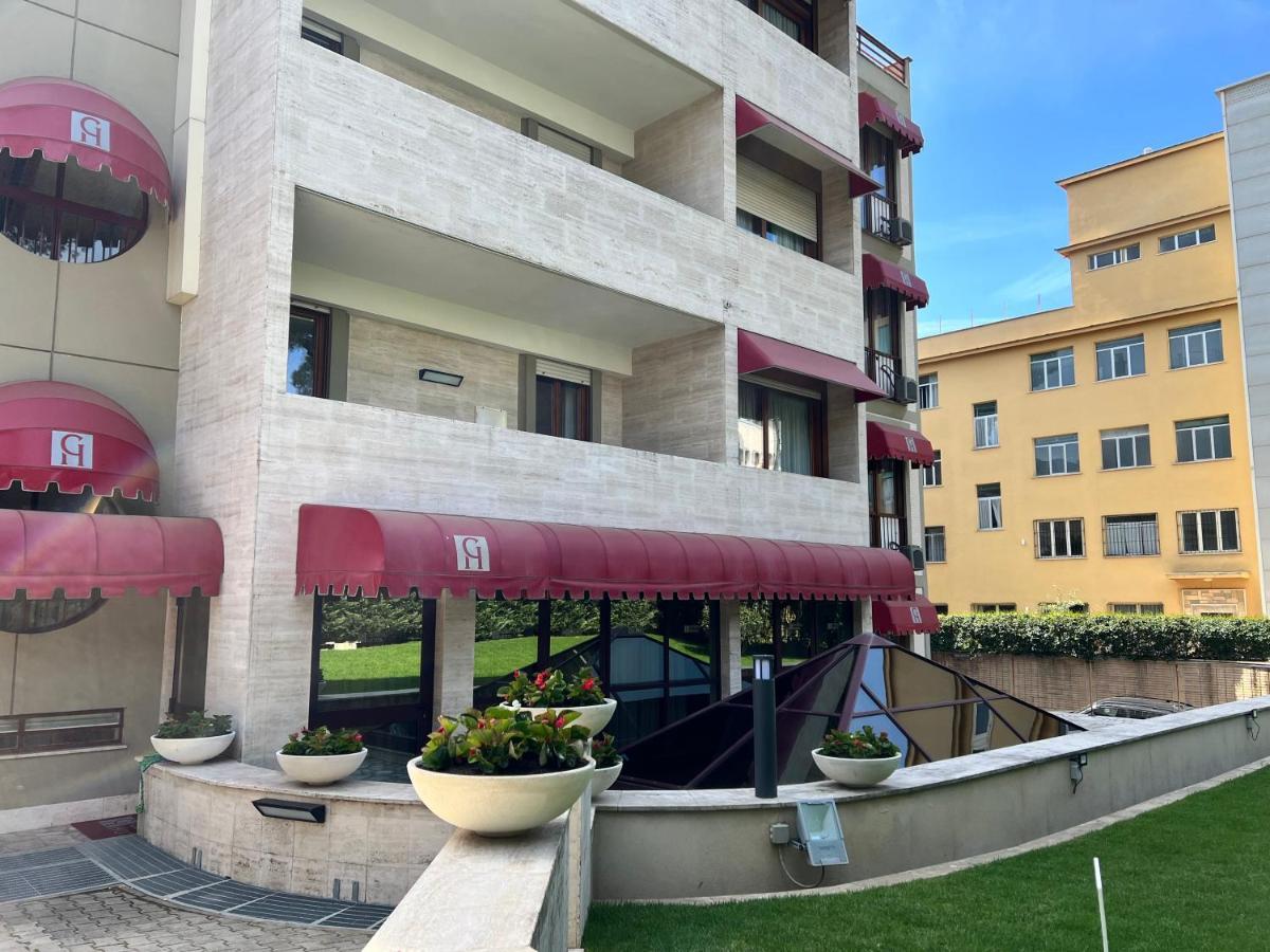 Gemelli Hotel Roma Esterno foto