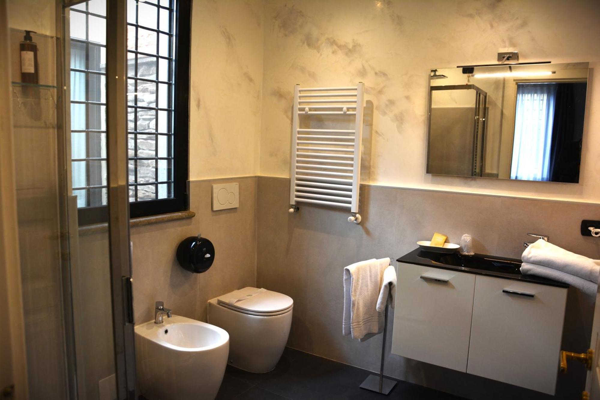 Gemelli Hotel Roma Esterno foto